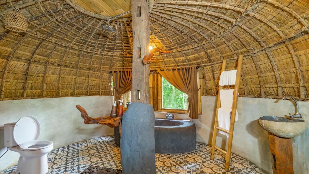 Iyume Villas テガララン エクステリア 写真
