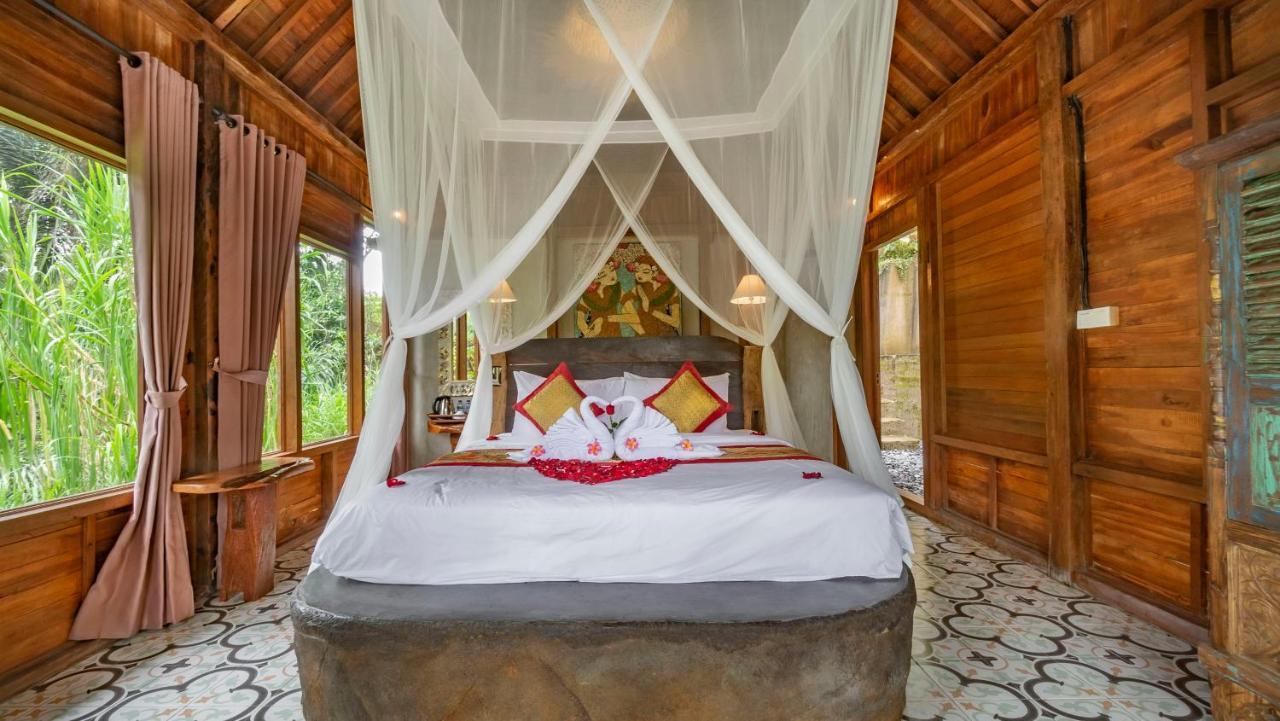 Iyume Villas テガララン エクステリア 写真
