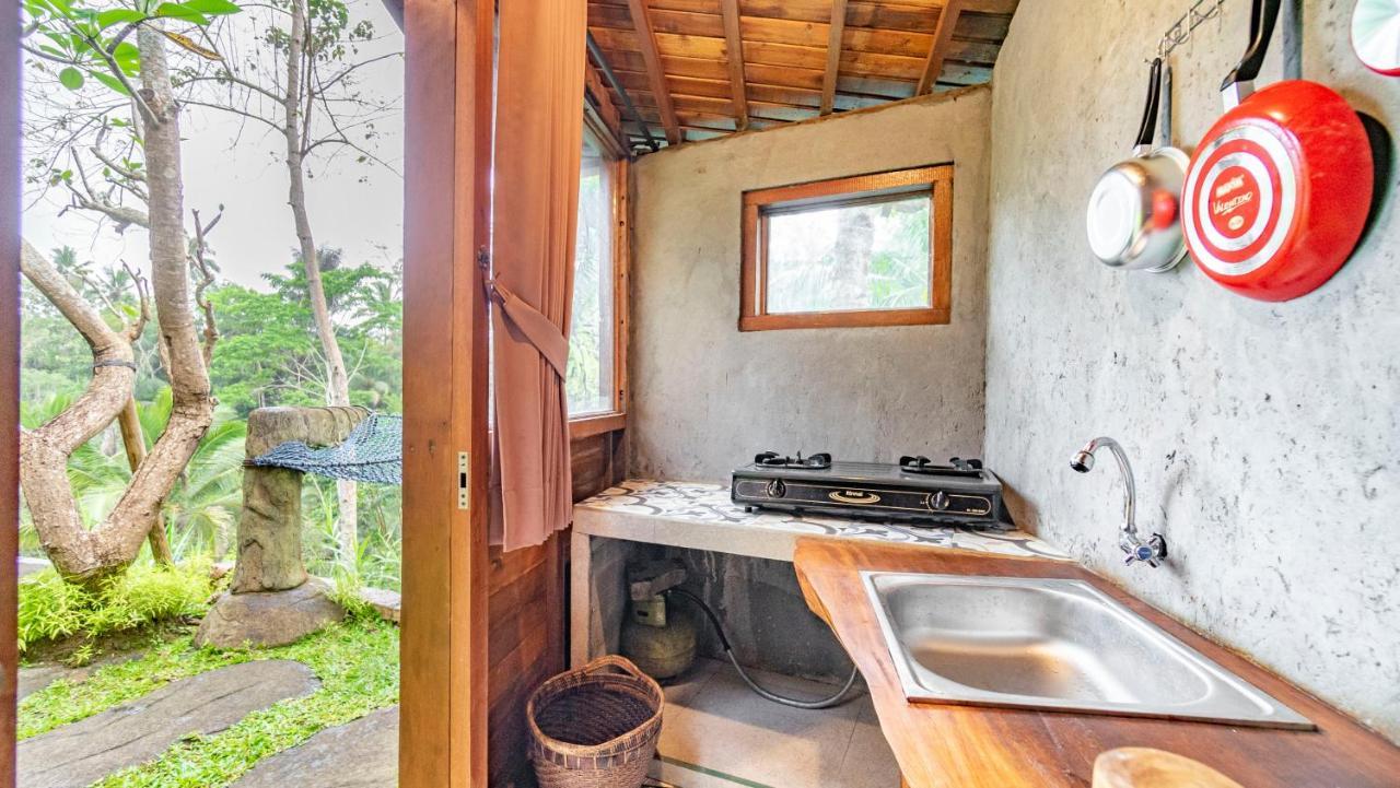 Iyume Villas テガララン エクステリア 写真