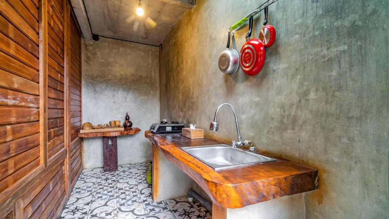 Iyume Villas テガララン エクステリア 写真