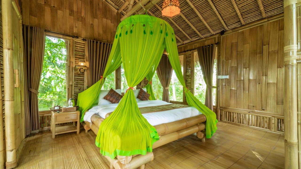 Iyume Villas テガララン エクステリア 写真