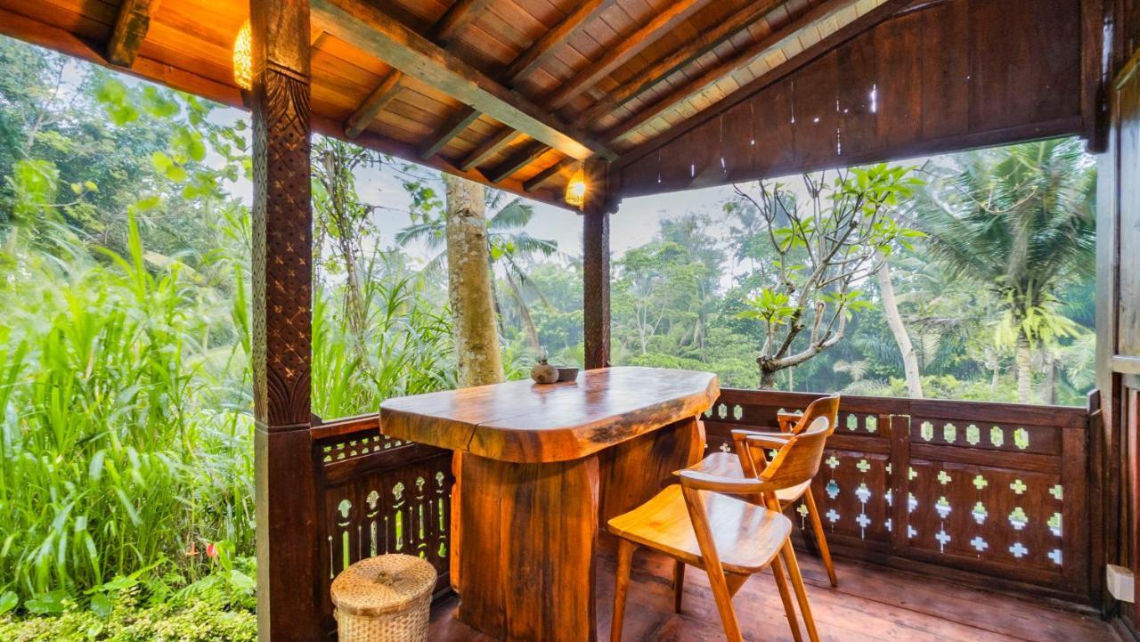 Iyume Villas テガララン エクステリア 写真